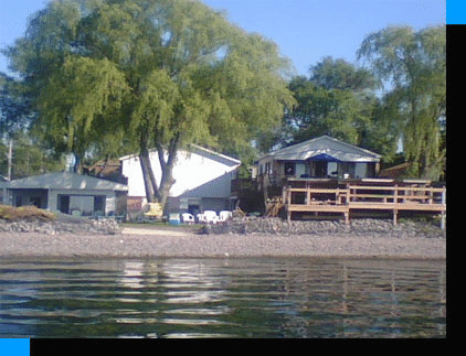 BeachFront Cottages on Olcott Beach